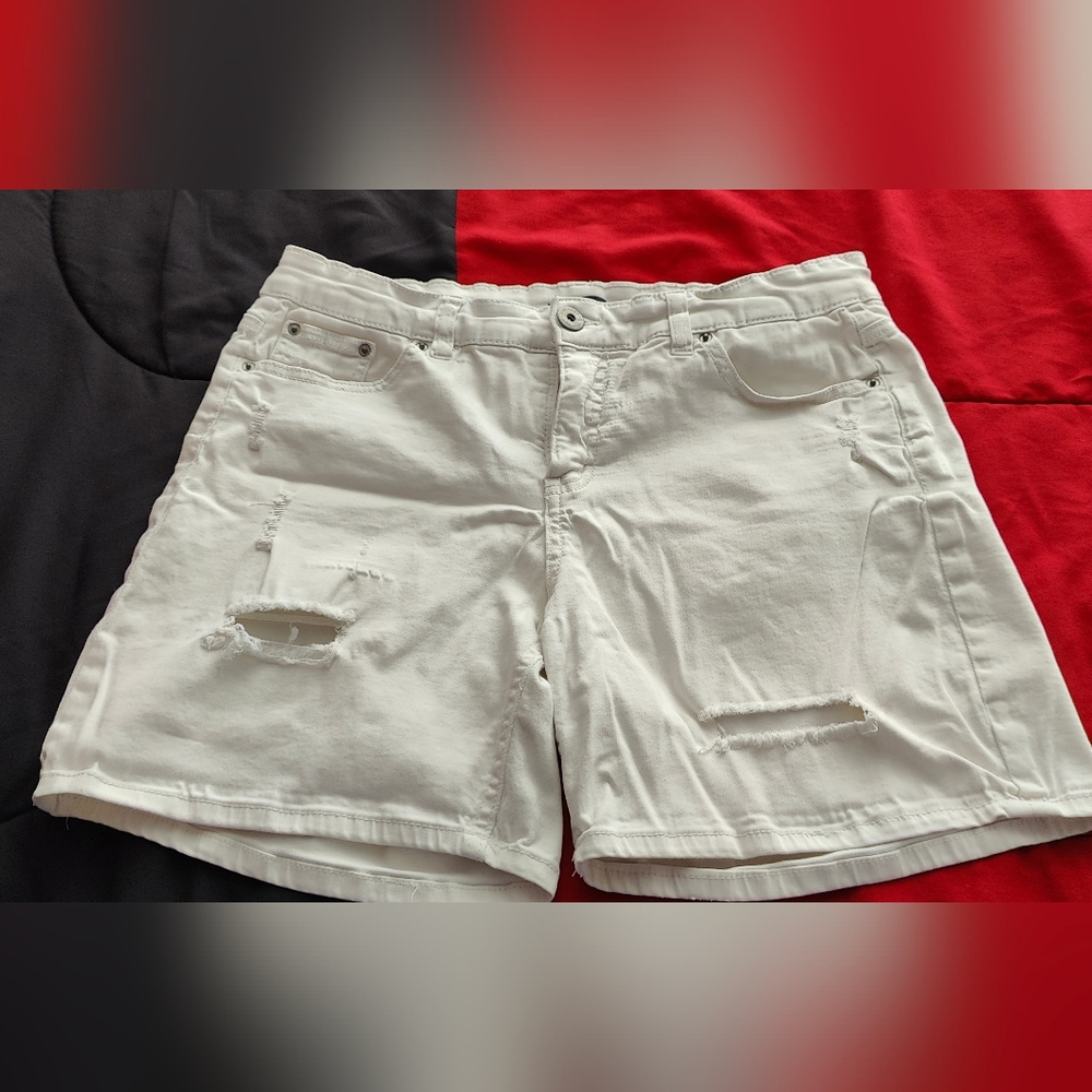 Supplies white jean shorts size 12, like new